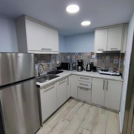 Apartment Marianna Neoi Poroi
